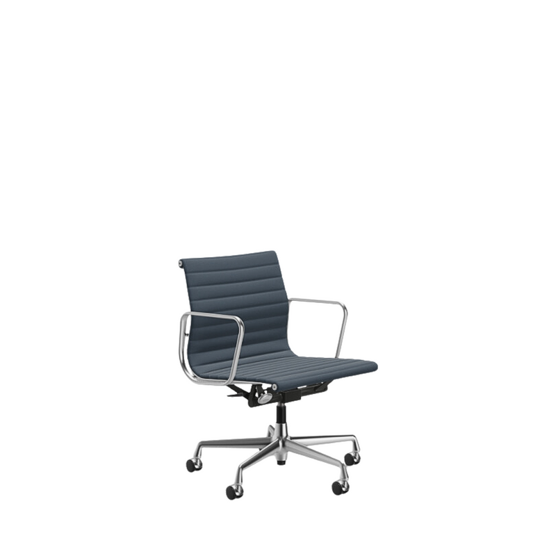 Aluminium Chair - EA 117