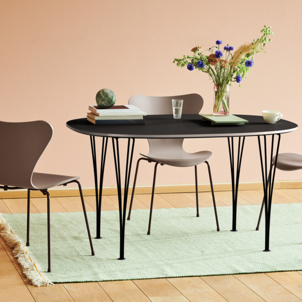 B611 - Table Super-elliptical