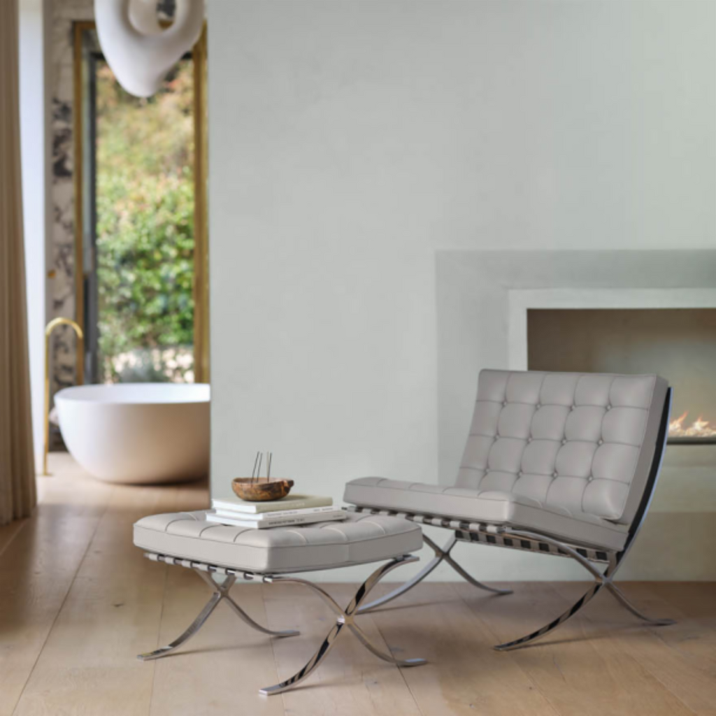 Barcelona Stool with cushion