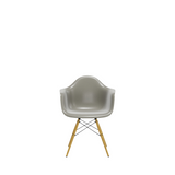 Eames Fiberglass Chair DAW