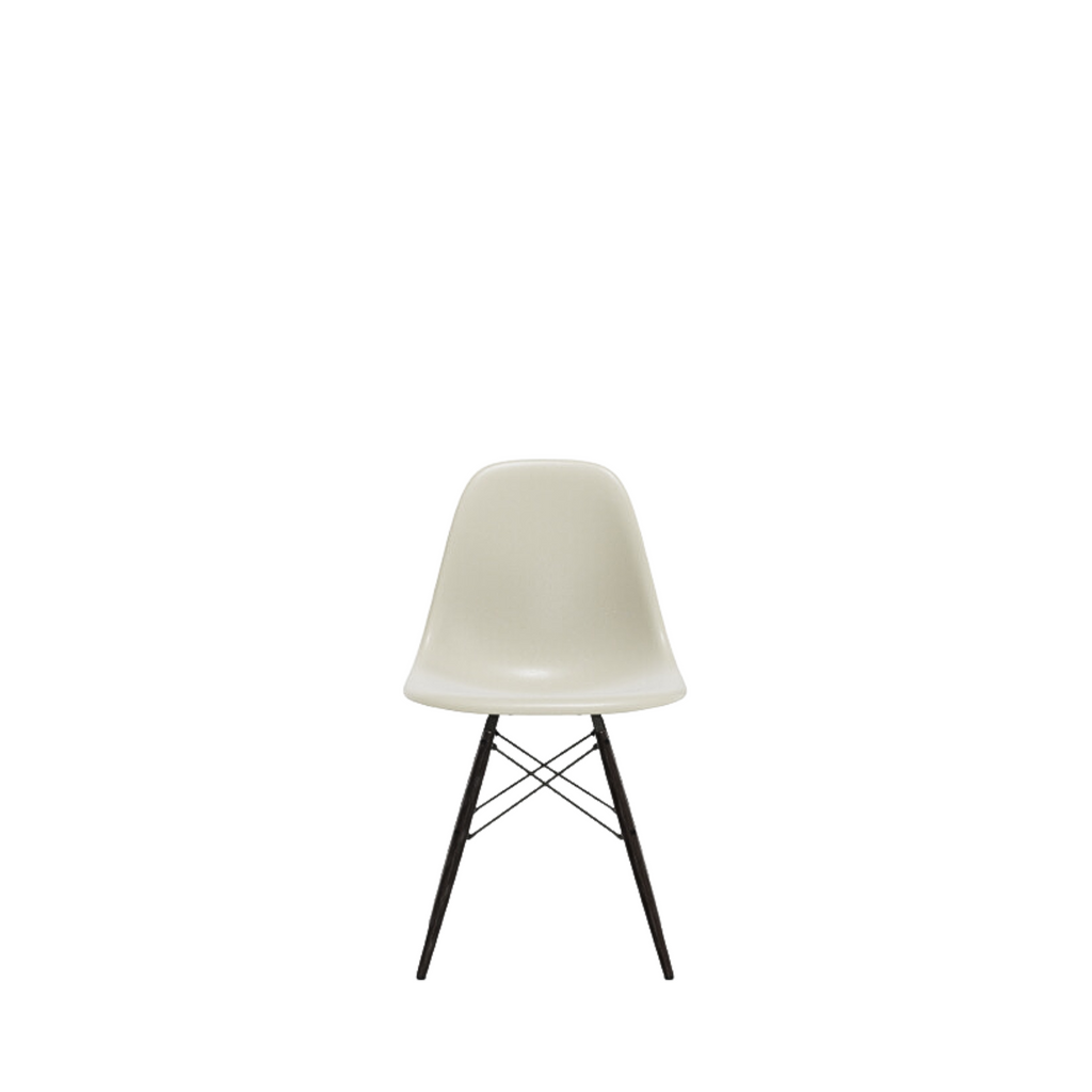 Eames Fiberglass Chair DSW