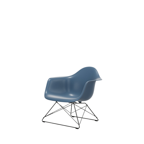 Eames Plastic Chair LAR