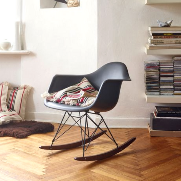 Eames Plastic Chair RAR