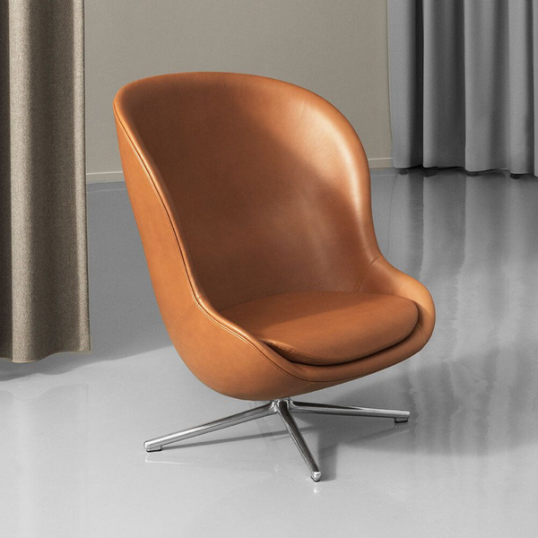 Hyg Lounge Chair High back / Black / Leather Ultra Brandy