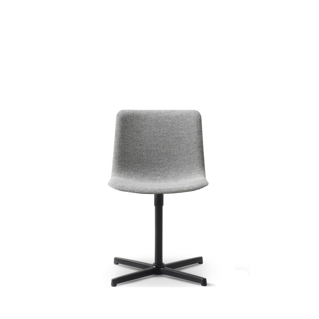 Pato Swivel Fully upholstered - Model 4002