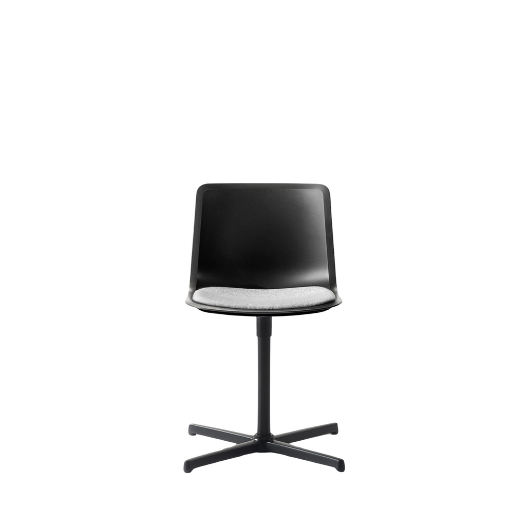 Pato Swivel Seat upholstered - Model 4001