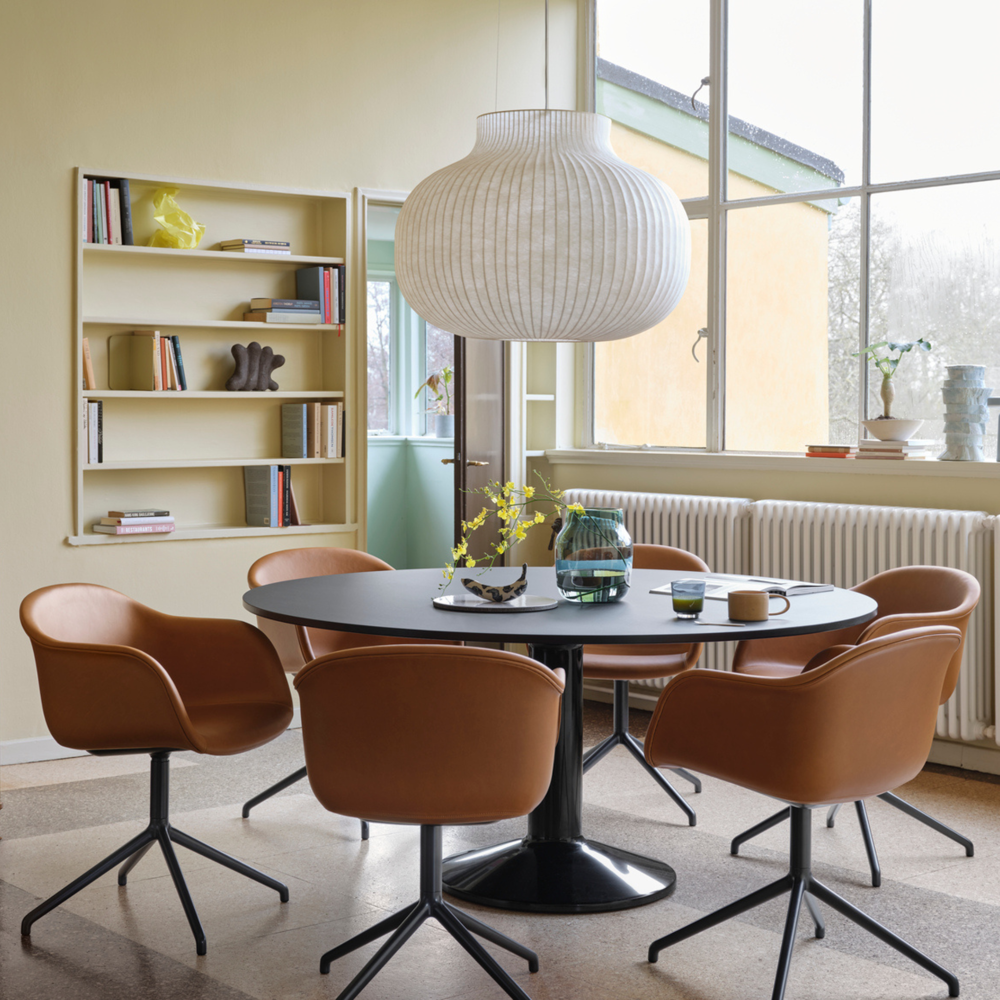 Fiber Armchair/Swivel/ Armchair/ Refined leather Cognac