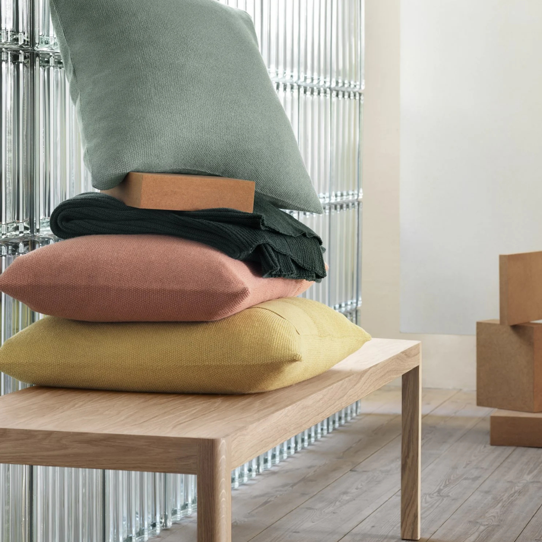 Layer cushion 50x50 / sage green (Decoration)