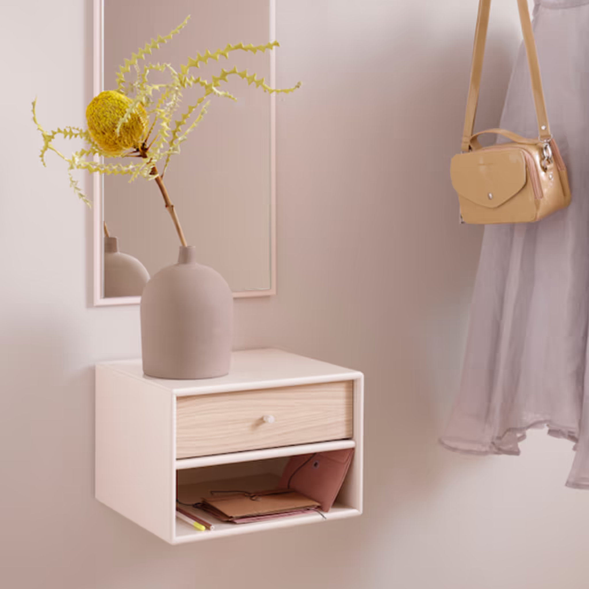 Dash Bedside Shelf/ wall / Vanilla