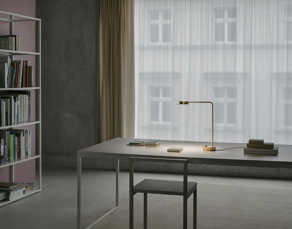 w102 Chipperfield-Table lamp